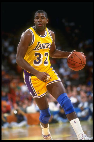 库里的牵制 库里的牵制